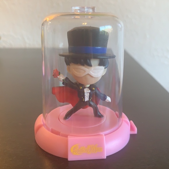 Sailor Moon bobble head globe figures and keychain - Picture 3 of 11